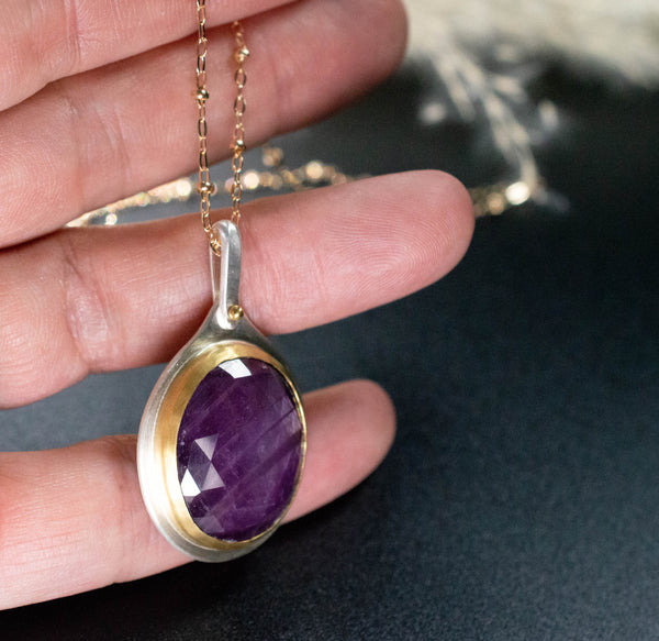 Plum Color Sapphire Necklace Silver and Gold, n2