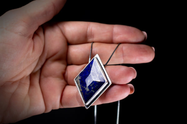 Lapis Lazuli Pendant, n3